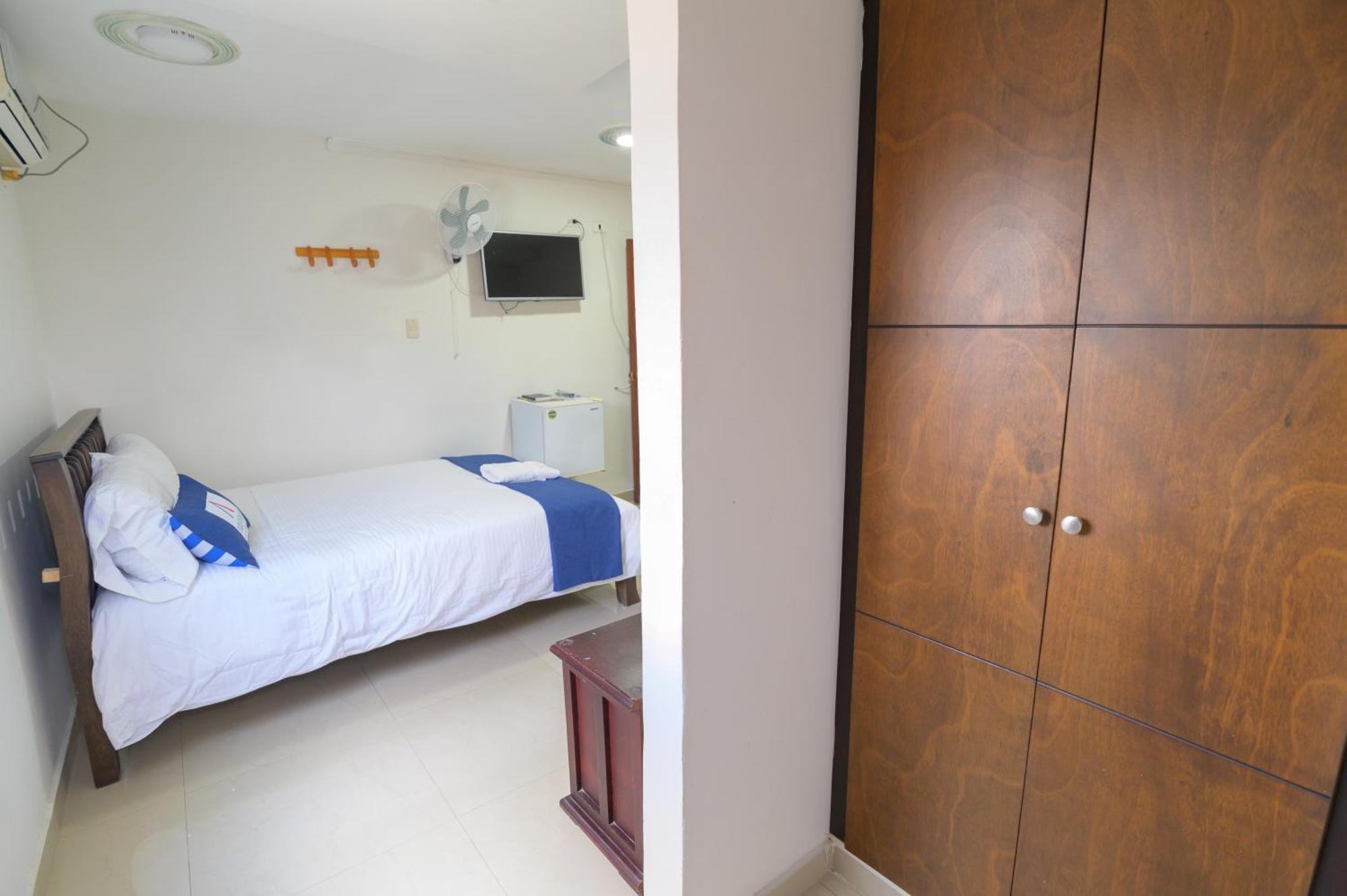 Hotel Aquarius Барранкилья Номер фото